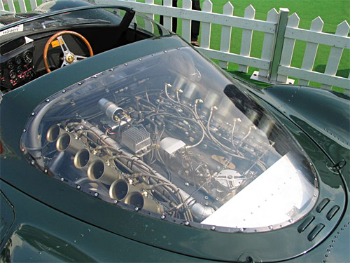12-цилиндровый двигатель Jaguar XJ13