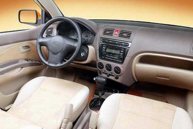 Интерьер салона KIA Picanto