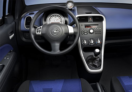 Opel Agila: 