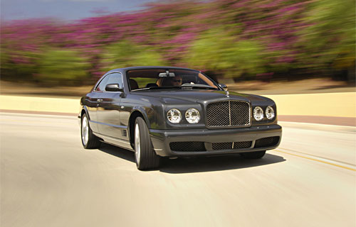Bentley Brooklands в повороте
