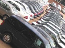 Выставленные на продажу автомобили