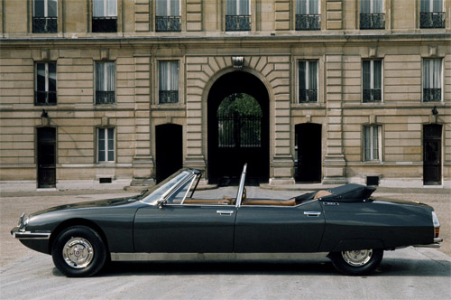 1972_Citroen_SM_Presidentielle.jpg