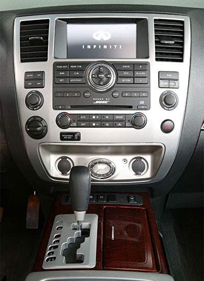Infinity QX56:  