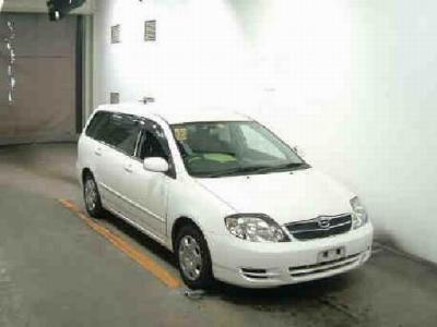 Toyota Corolla Fielder   2003