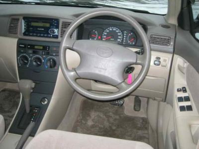 Toyota Corolla   2001