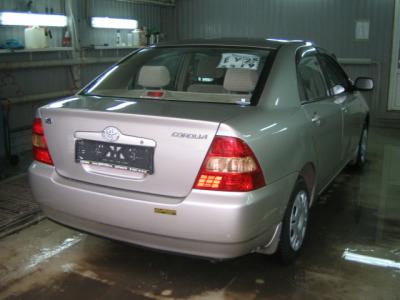 Toyota Corolla   2001
