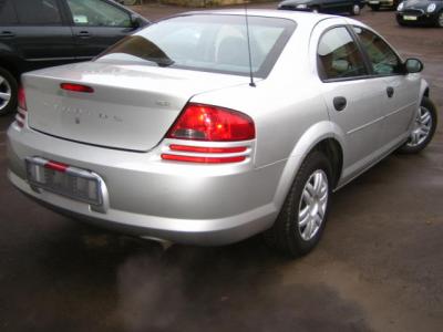 Dodge Stratus   2002