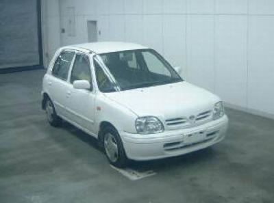 Nissan March   2001