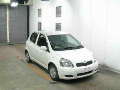 Toyota Vitz   2003