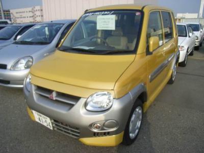 Mitsubishi Toppo   2000