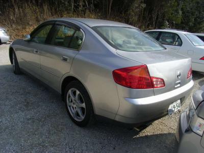 Nissan Skyline   2001
