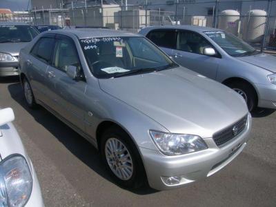 Toyota Altezza   2003
