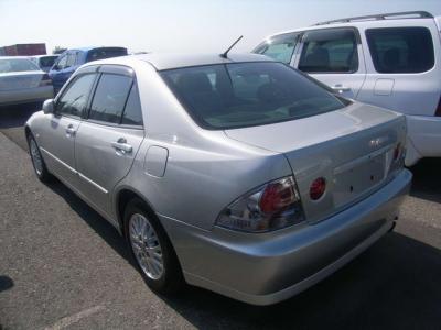Toyota Altezza   2003