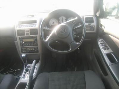 Toyota Caldina   2000