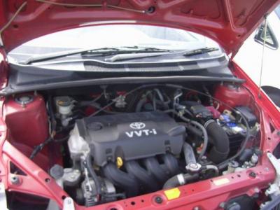 Toyota Platz   2001