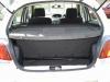 Toyota Vitz   2001