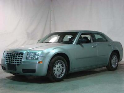 Chrysler 300   2004