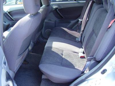 Toyota Rav 4   2003