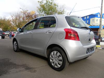 Toyota Yaris   2008